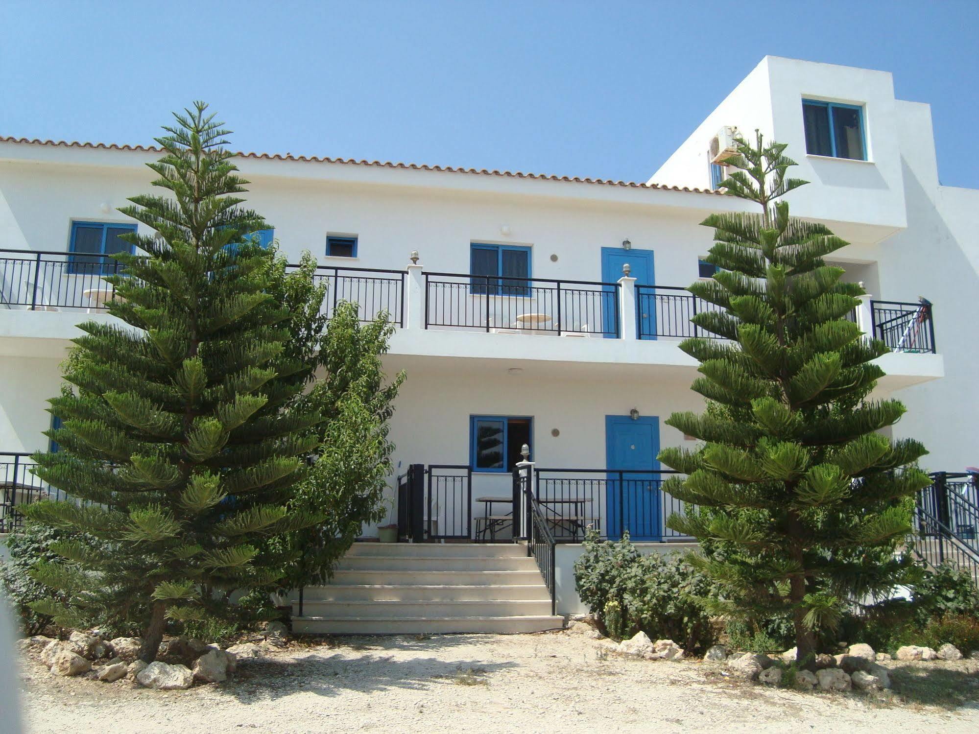 Socrates Apartments Polis 外观 照片